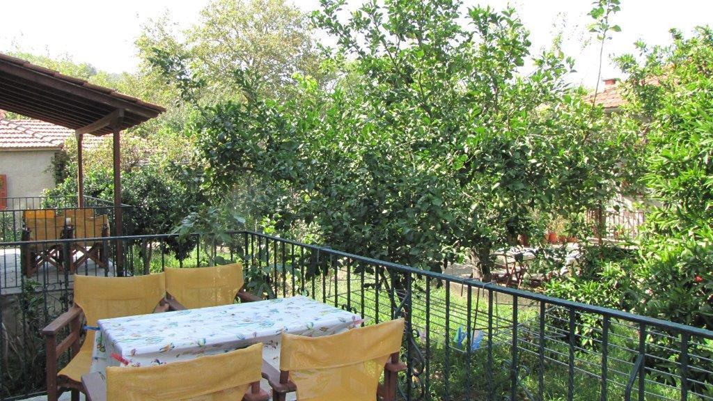 Апартаменты Rafaela House Милина Экстерьер фото